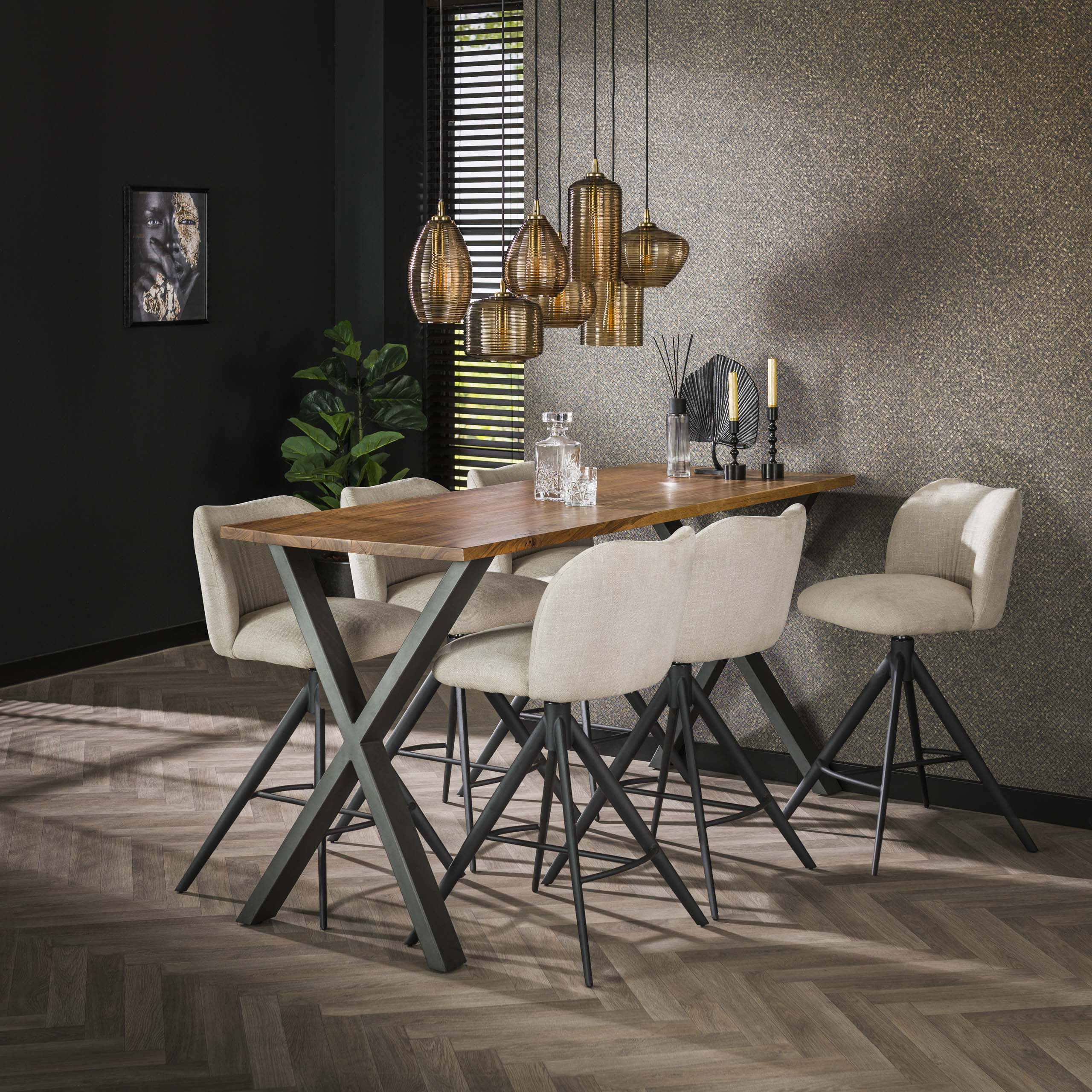 Hängelampe 4+3 Streifenglas horizontal / Bernsteinfarbenes Glas