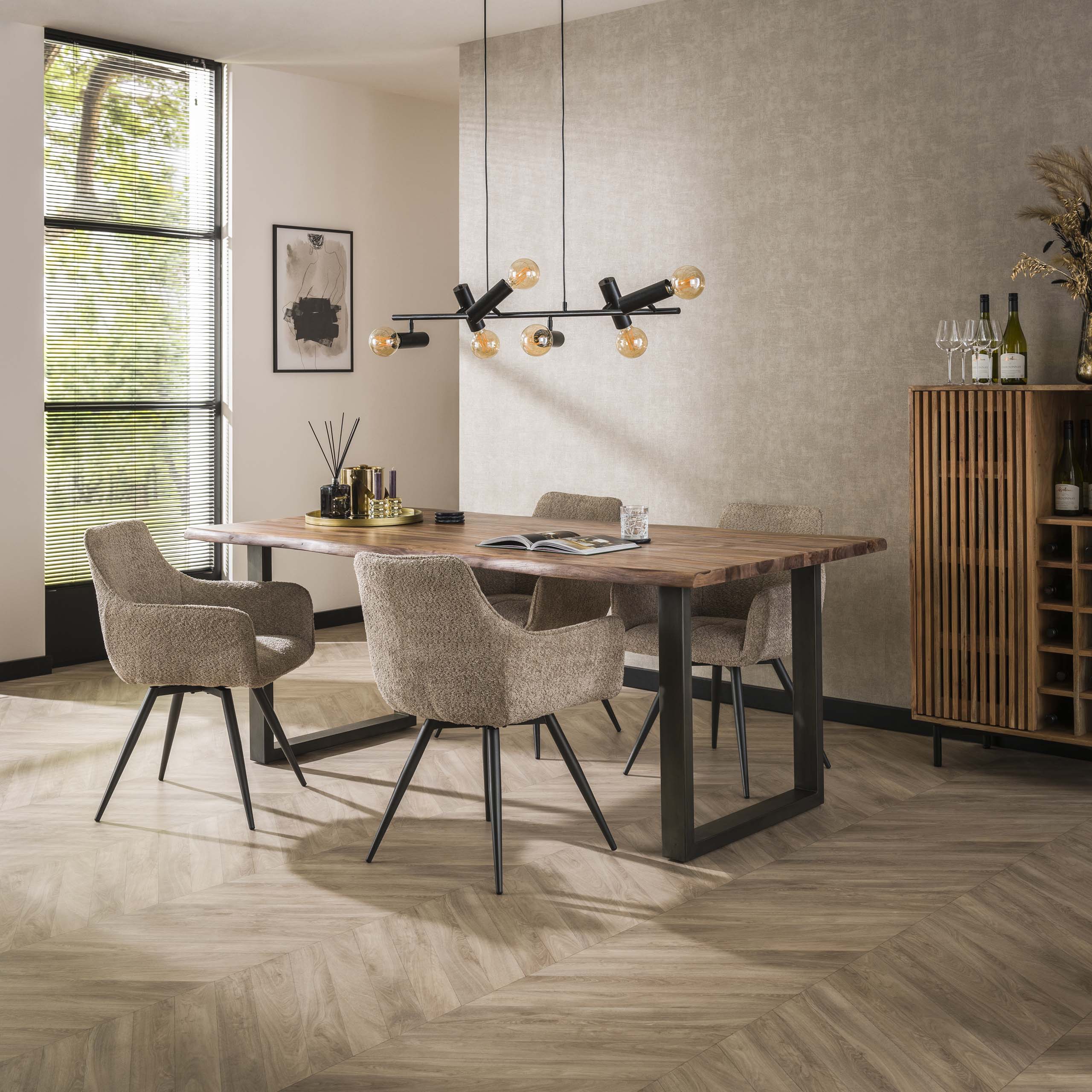 Sessel Boucle drehbar. VPE2 / Boucle-Sandfarbe