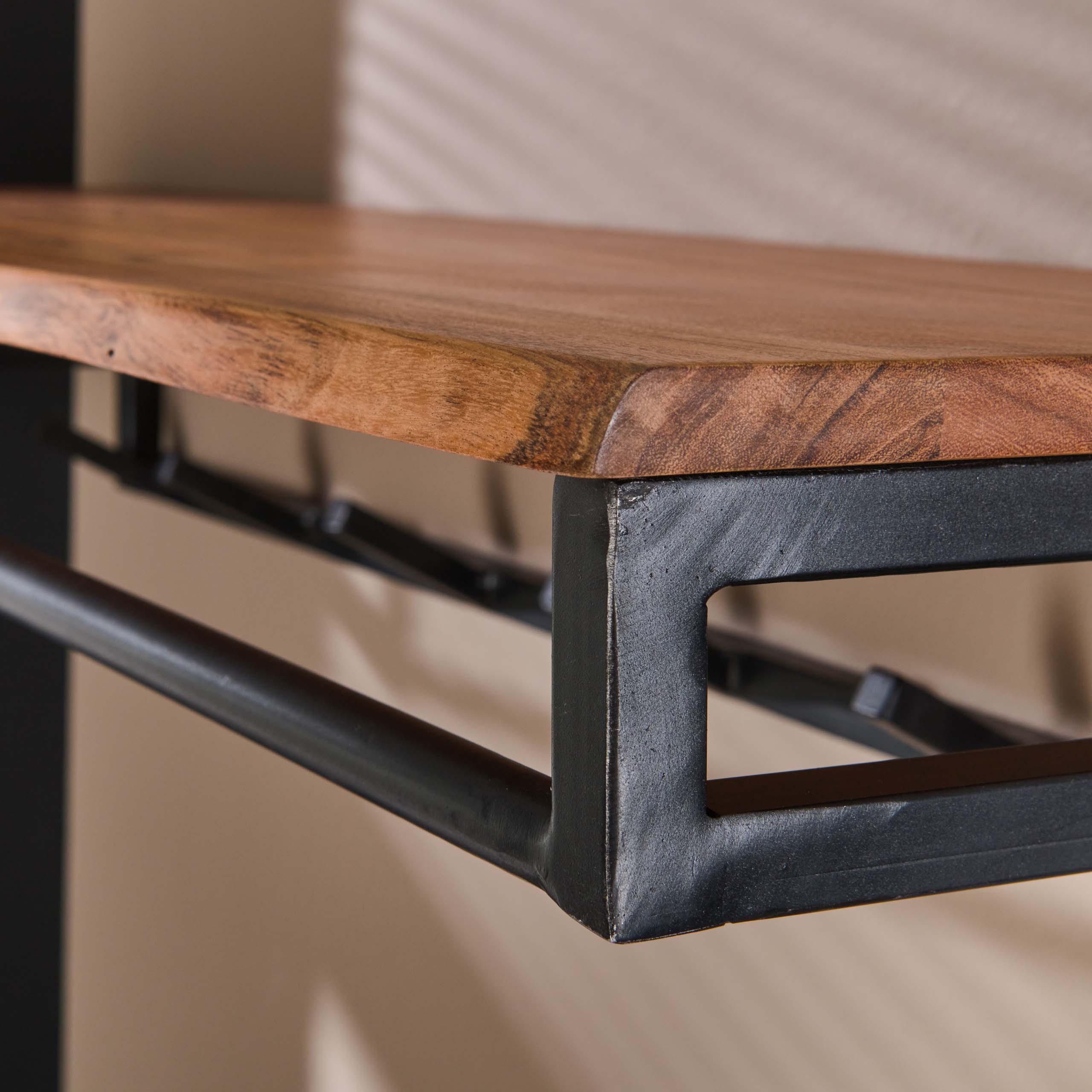 Garderobenständer nach Maß mit 6 Haken, Hutablage / Massive Akazie natur