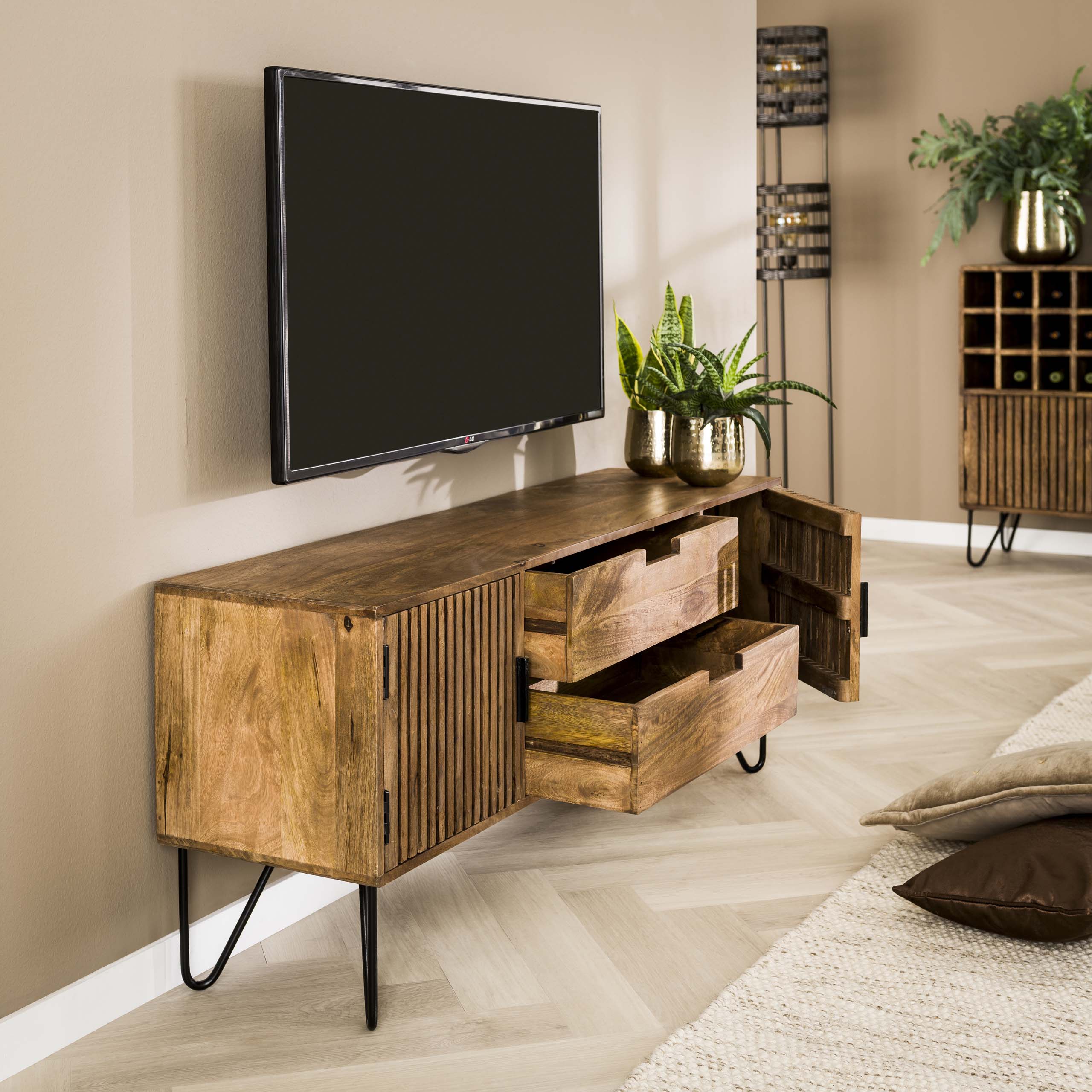 TV-Schrank Tweak 2 Schubladen 2 Türen – Massive Mango-Sandfarbe