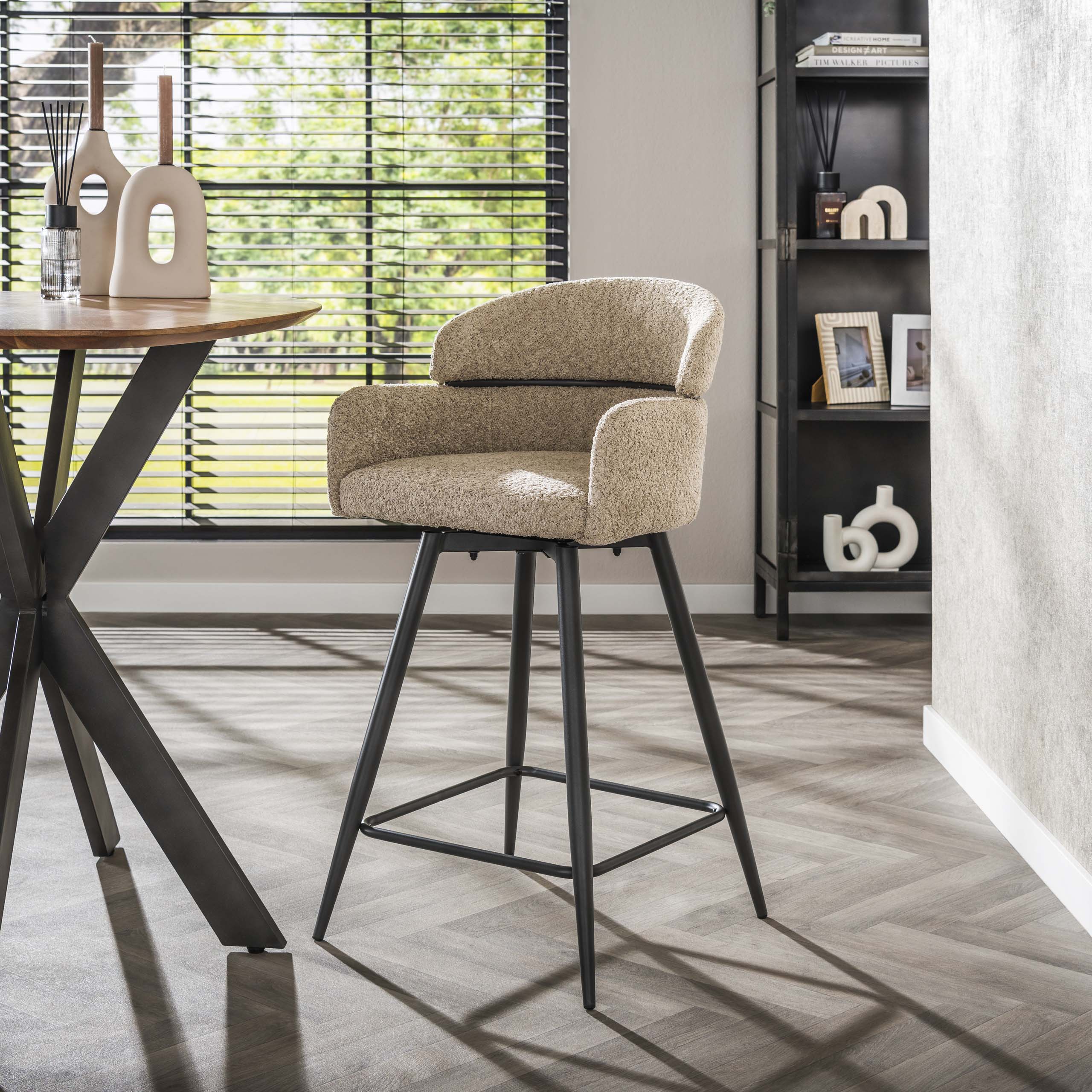 Barstuhl, drehbar, Boucle, runde Rückenlehne, VPE2 / Boucle, Sandfarbe