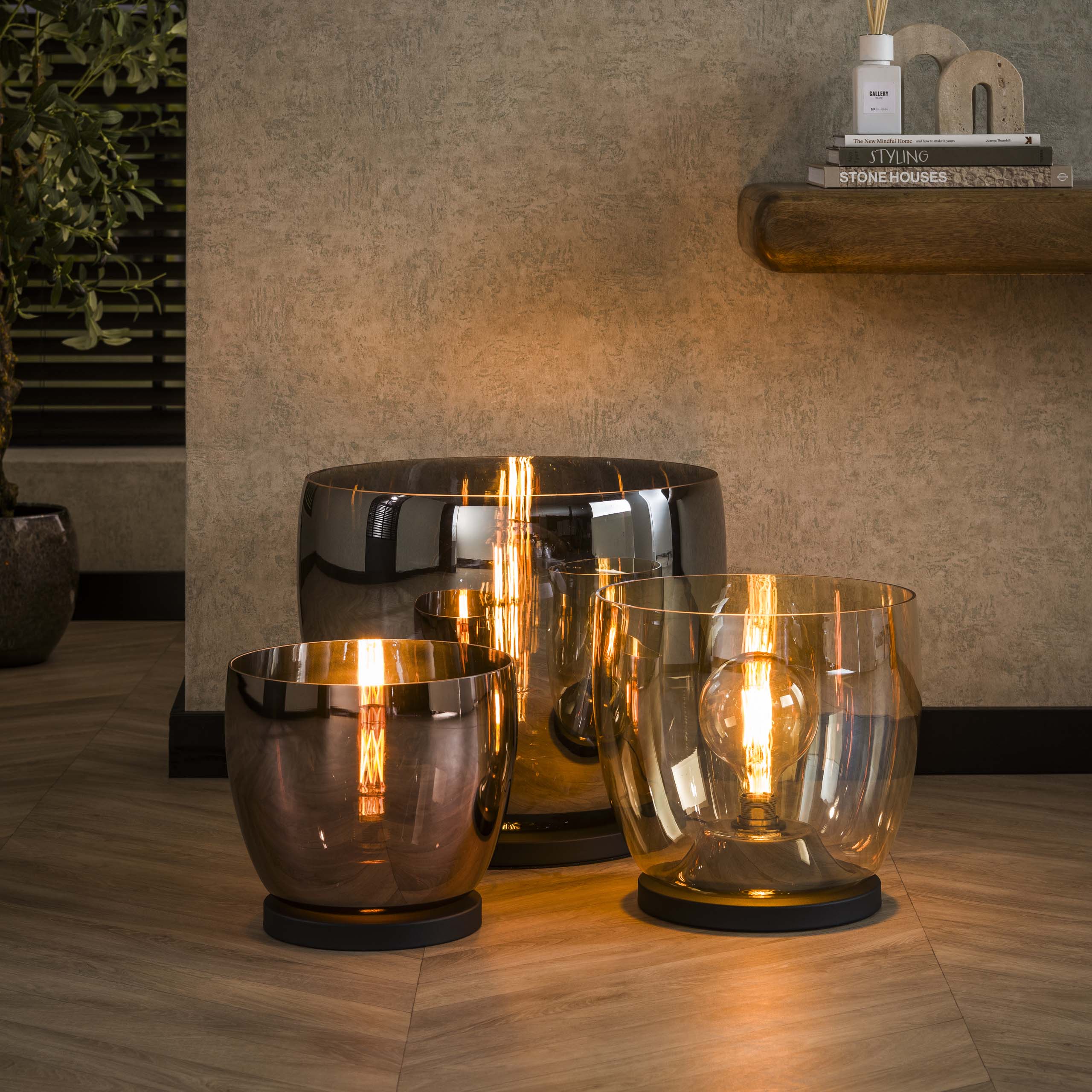 Stehleuchte UP L 1-flammig – Rauchgraues Glas