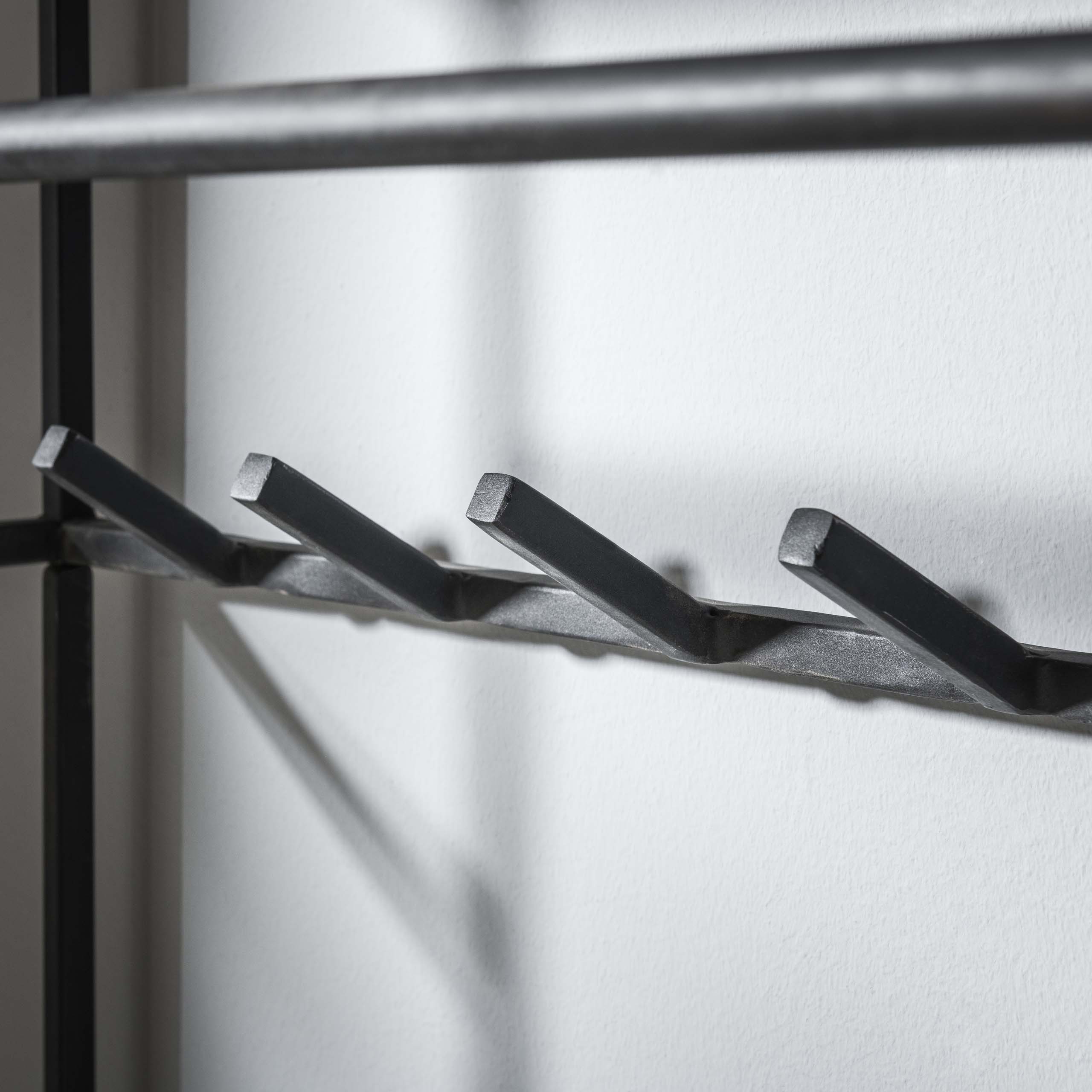 Garderobenmöbel 2L Mischung / Robustes Hartholz