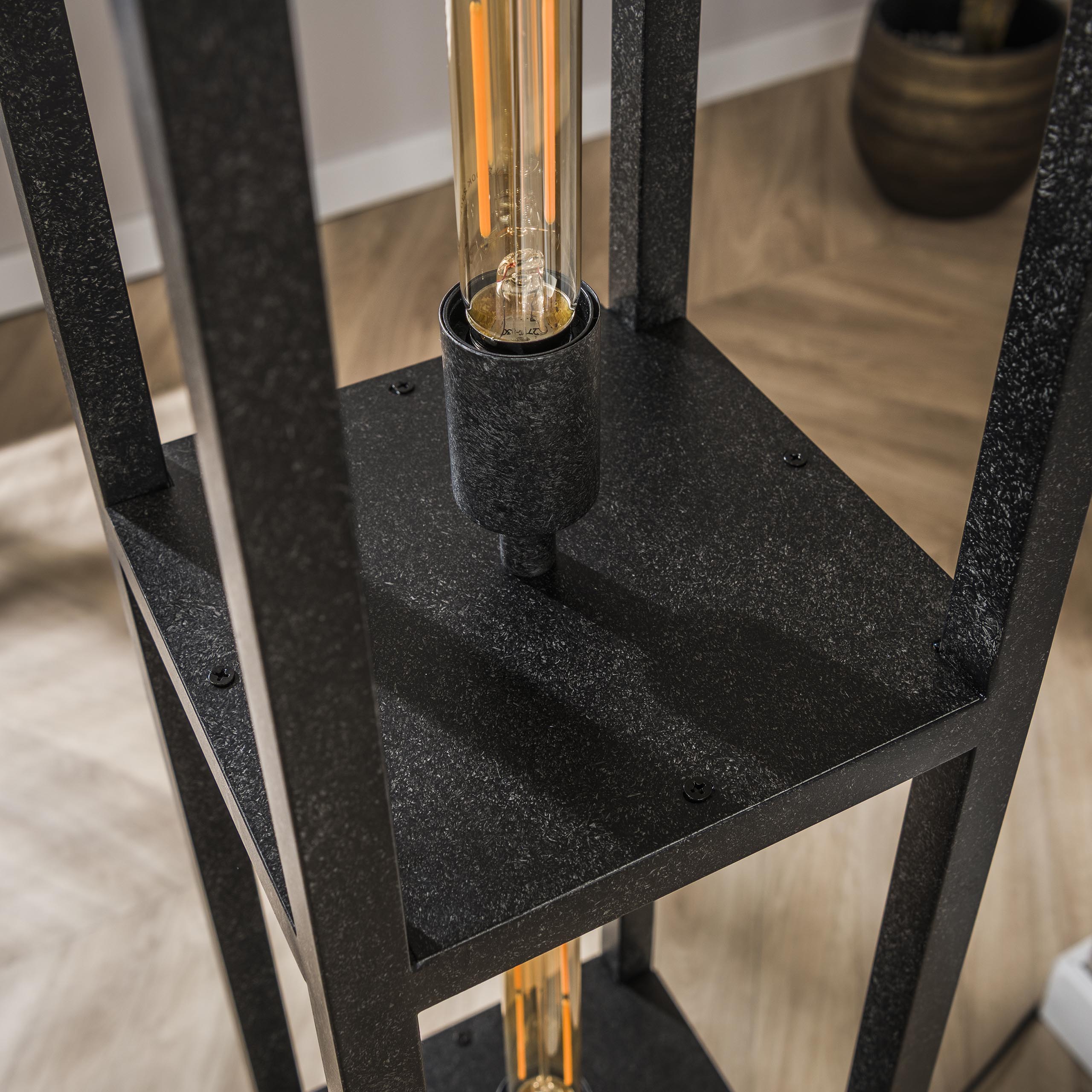 Stehleuchte Quadra 4-flammig – Artic Schwarz