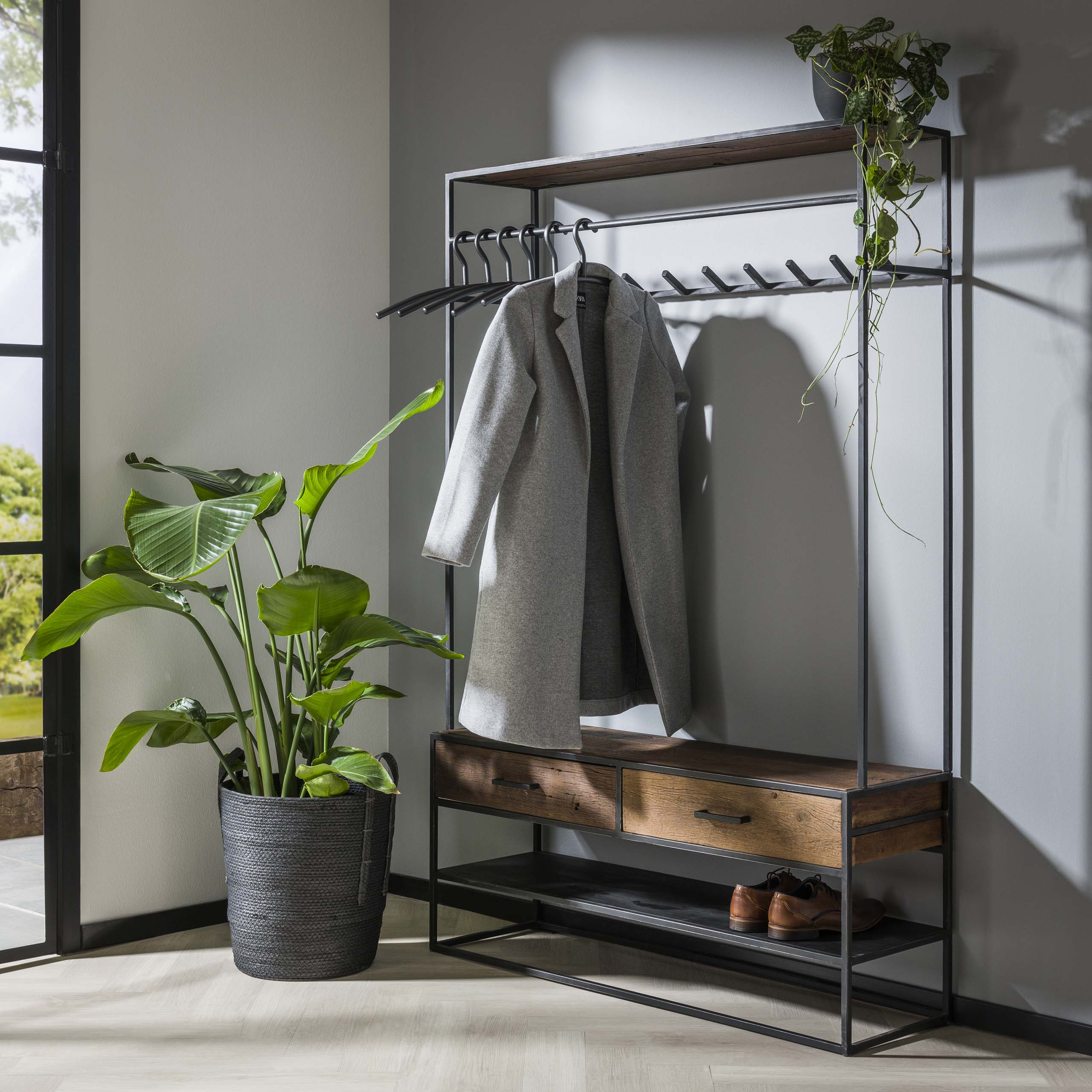 Garderobenmöbel 2L Mischung / Robustes Hartholz