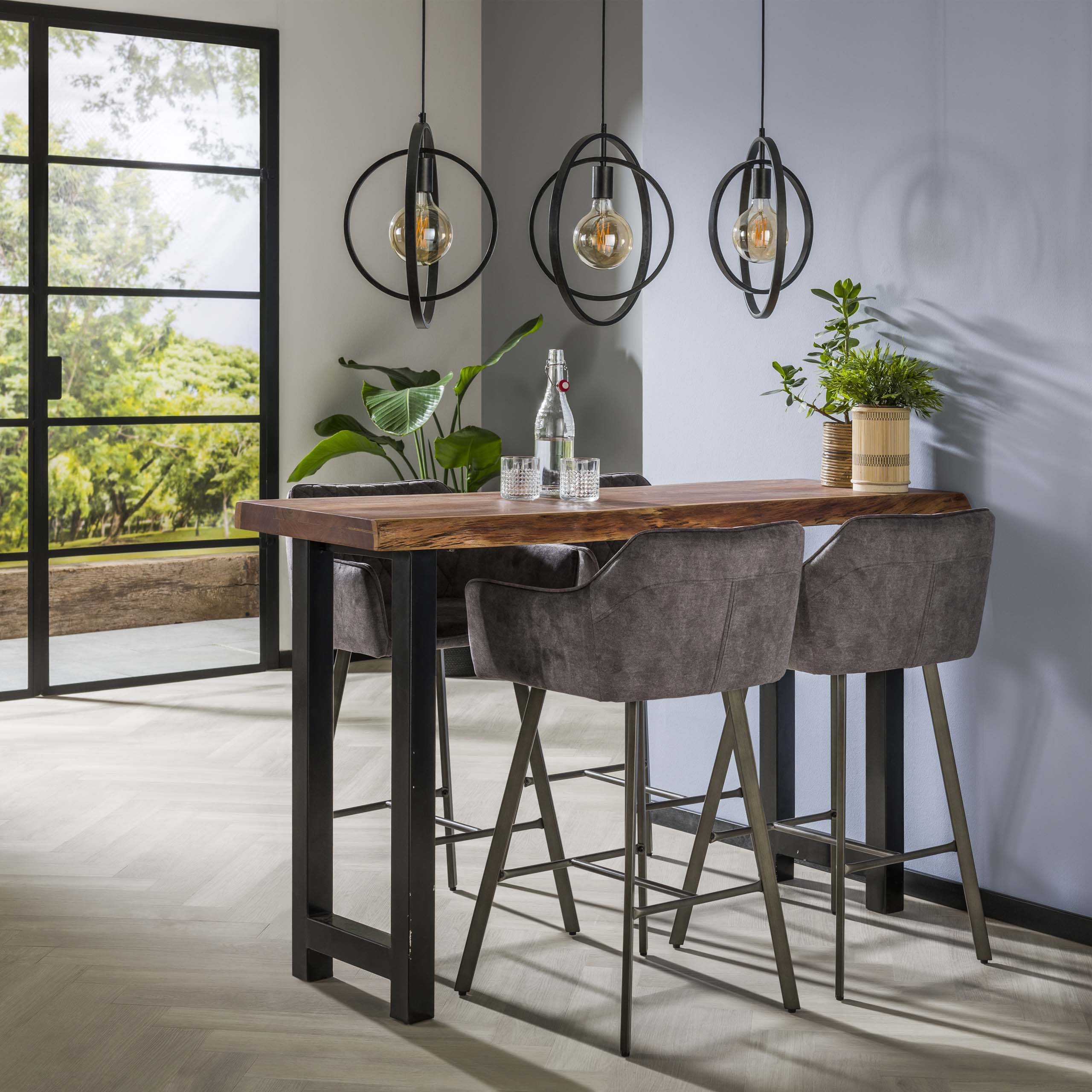 Bartisch Baumstamm 150, Plattenstärke 60 mm / Massive Akazie natur