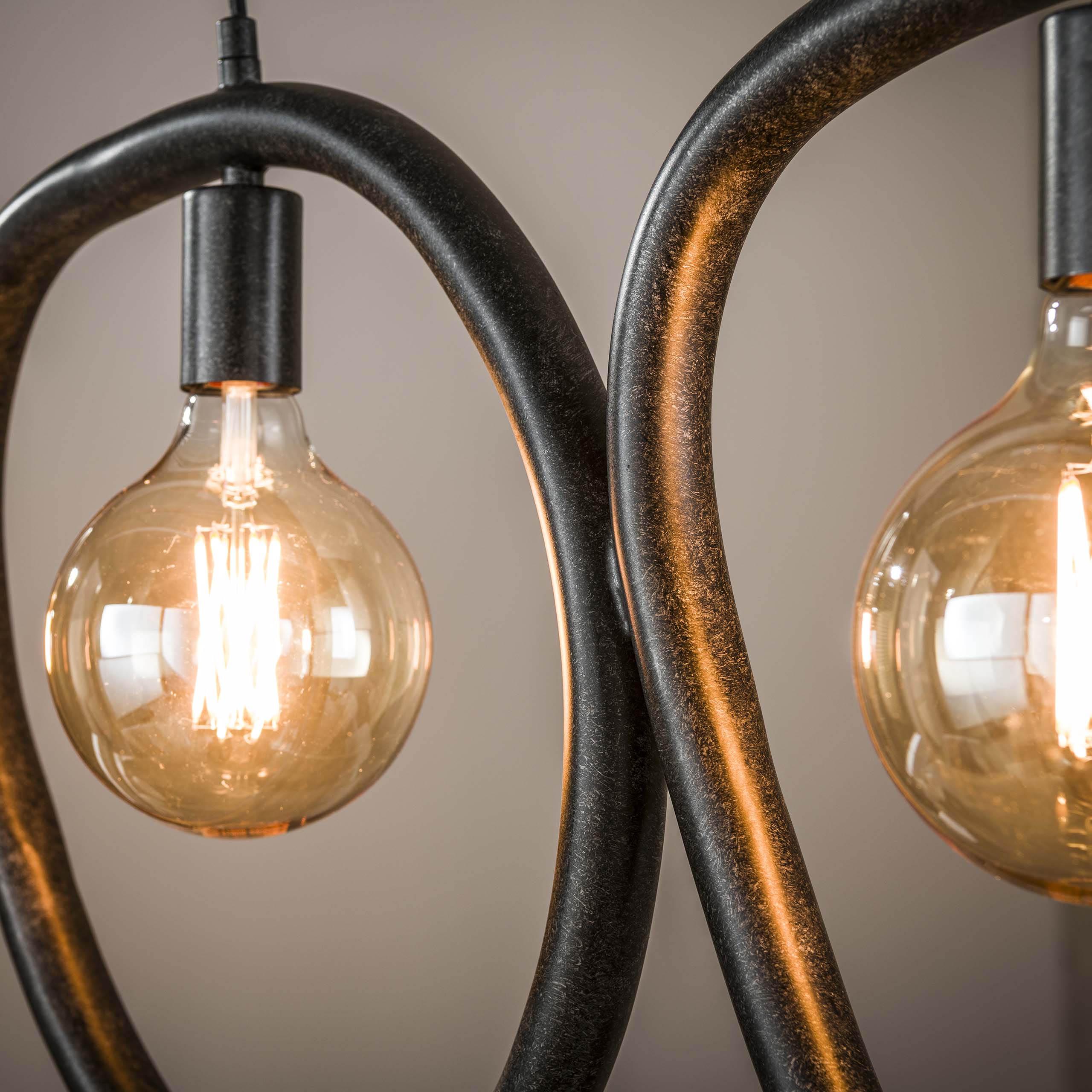 Hängelampe Pebble 4-flammig – Artic Schwarz